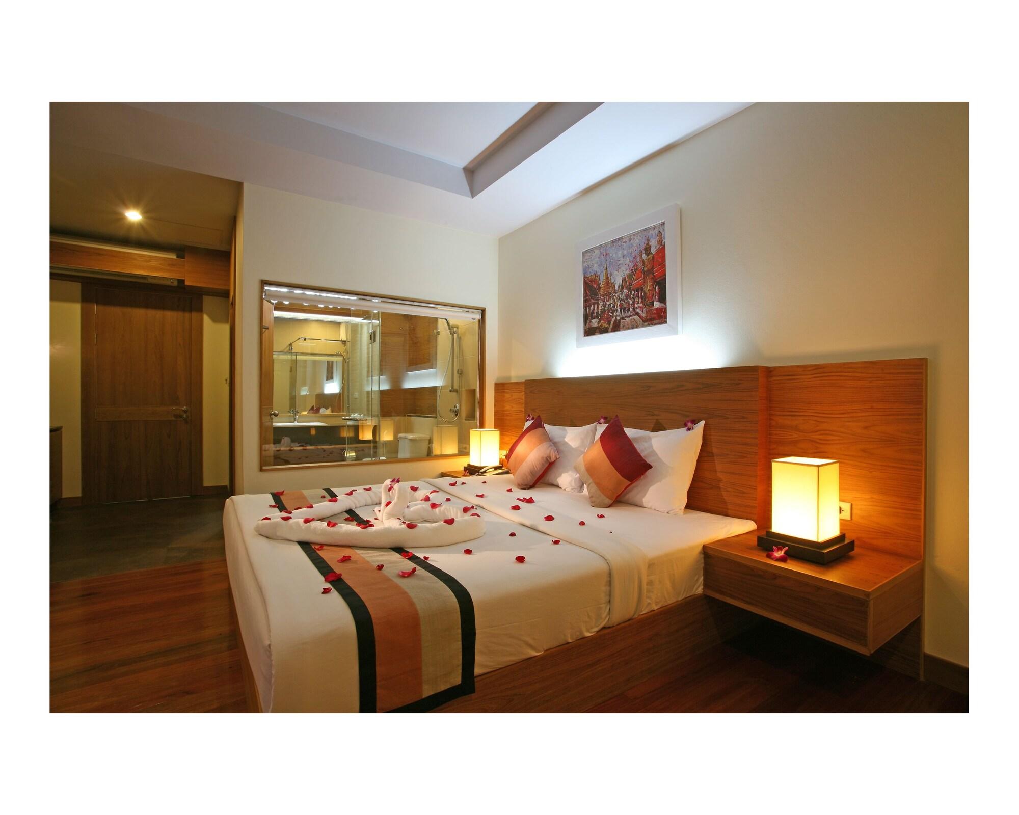 Baan Saikao Plaza Hotel & Service Apartment Koh Chang Exterior foto