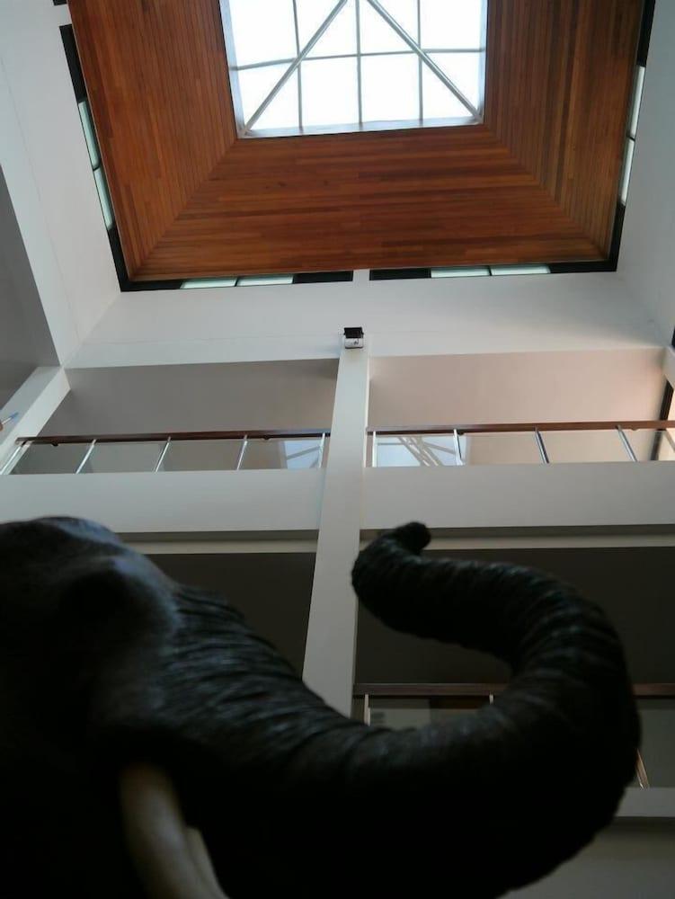 Baan Saikao Plaza Hotel & Service Apartment Koh Chang Exterior foto