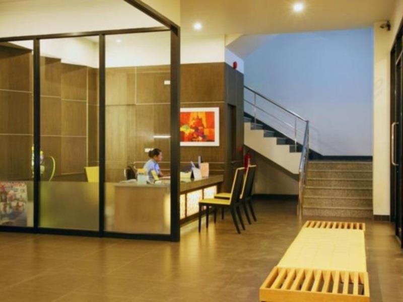 Baan Saikao Plaza Hotel & Service Apartment Koh Chang Exterior foto