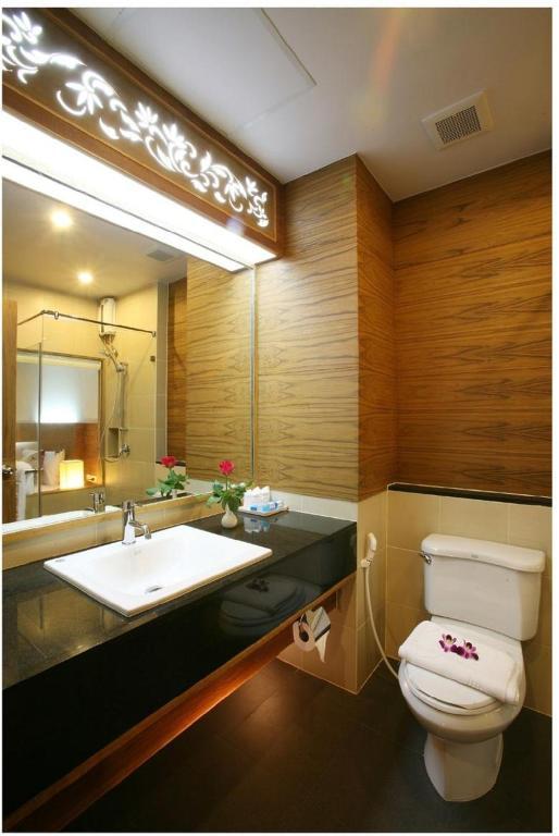 Baan Saikao Plaza Hotel & Service Apartment Koh Chang Exterior foto